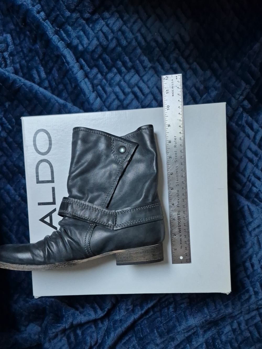 ALDO Women's Dark Grey Leather Moto Boot With Pllaid Lining Size 39 New With Tag - Picture 3 of 16